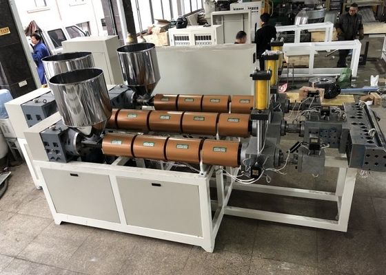 L'alimento automatico della macchina della bolla del PVC porta via la macchina eliminabile dell'incartonamento del pranzo
